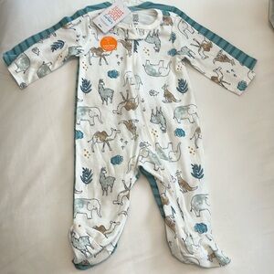 Carter’s 2 pack baby boy Sleep ‘n Play set